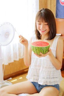 粉衣电梯